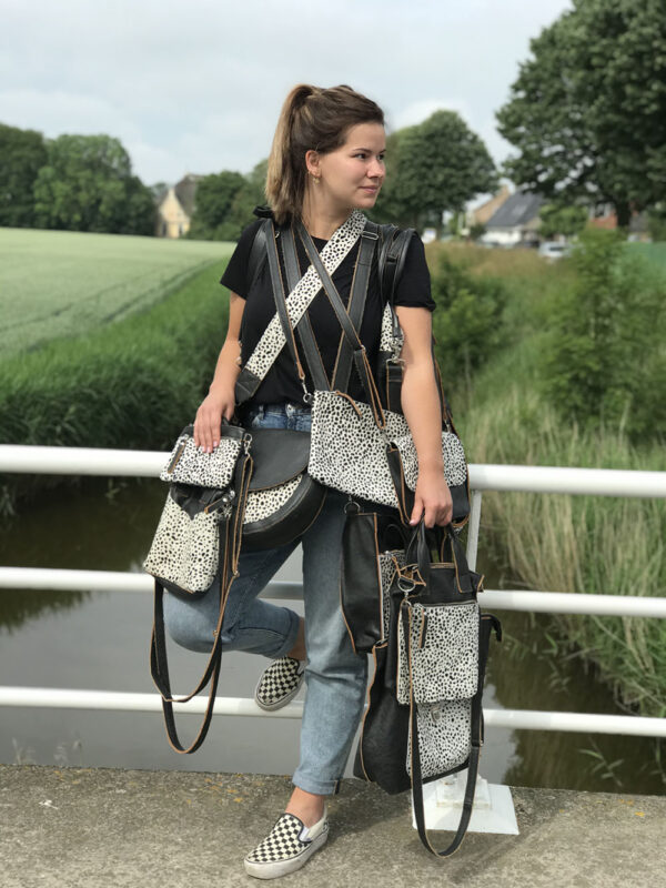 Byhinke tassen clearance