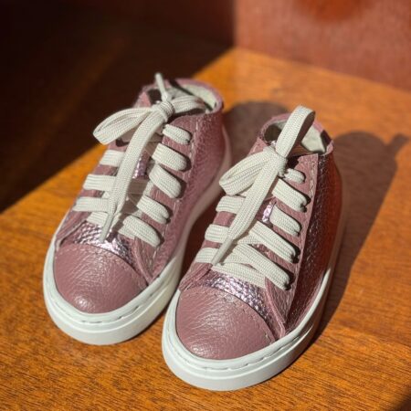 Kids sneaker, Maat 22