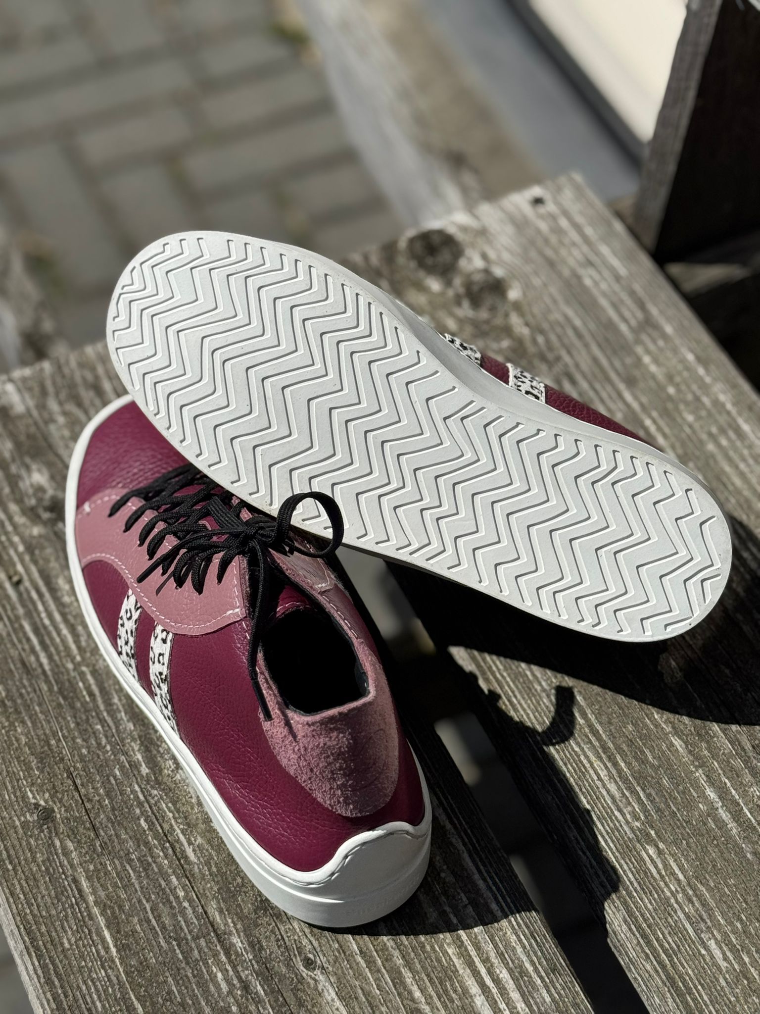 Dames sneakers, maat 40. - Afbeelding 3
