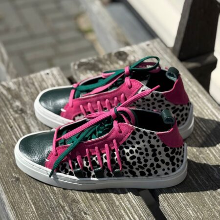 Dames sneakers, maat 39.